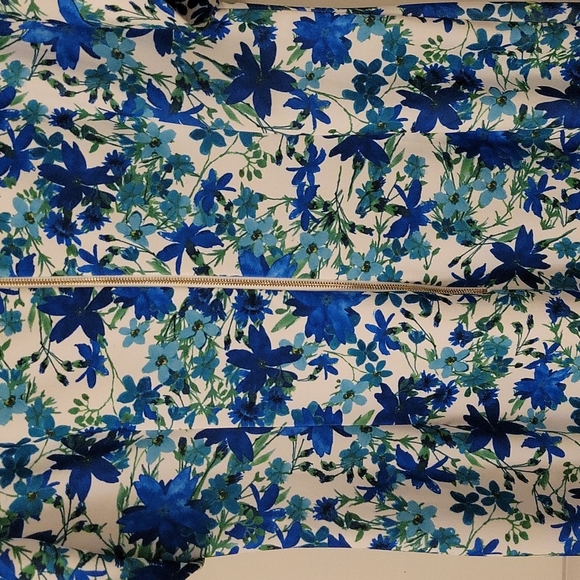 Floral shift dress - Picture 5 of 10